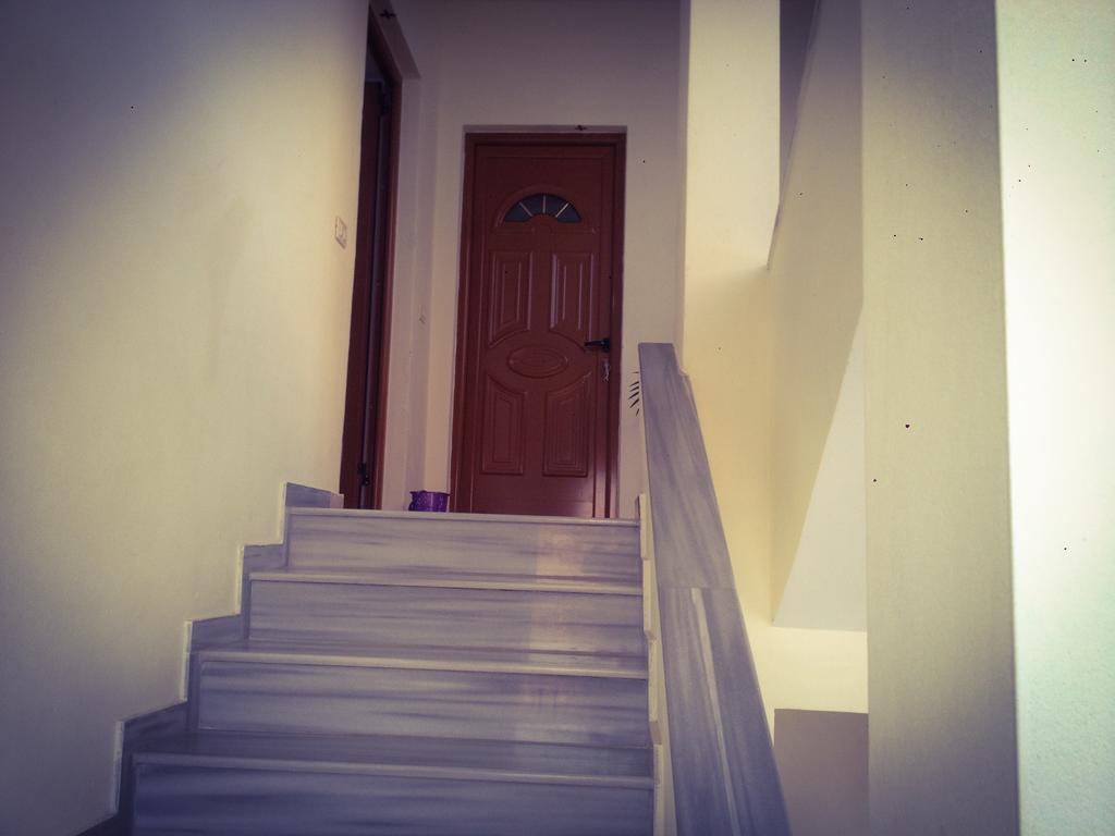 Achilles Apartments Sarandë Exterior foto