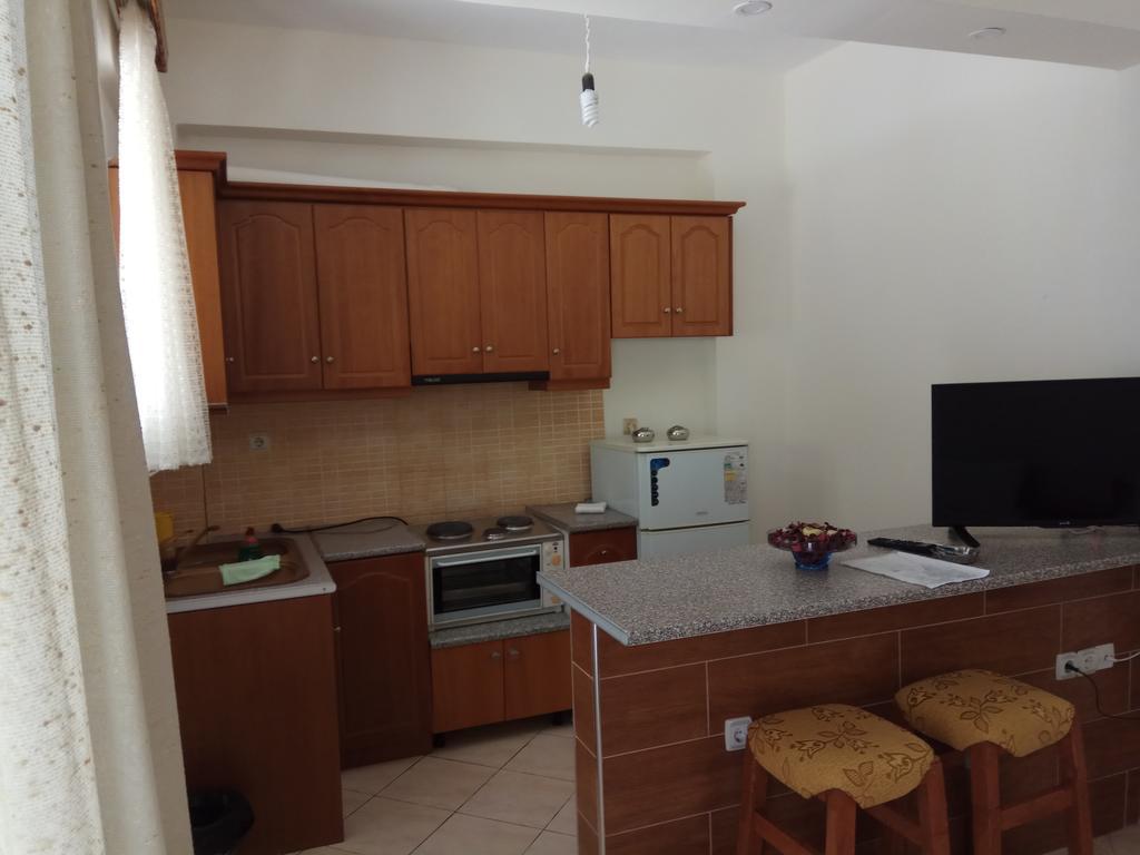 Achilles Apartments Sarandë Exterior foto